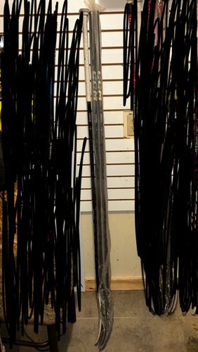 Senior CCM JetSpeed FT7 Pro Left Hand Hockey Stick P28 75 Flex (New)