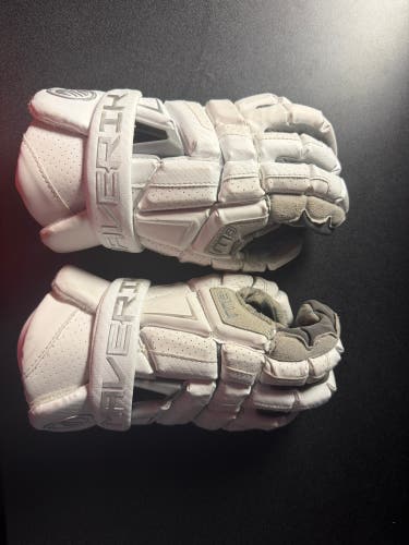 Maverik M6 Lacrosse Gloves (Used)
