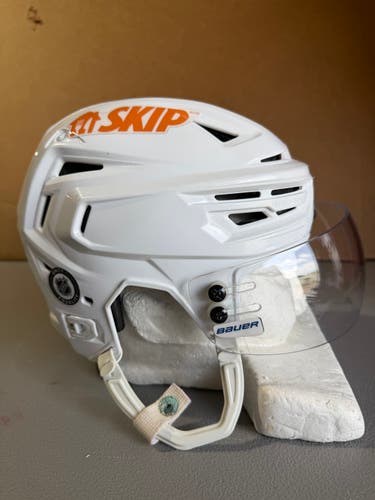 Bauer Re-Akt 150 Pro Stock Hockey Helmet White Visor Combo Oilers 3293
