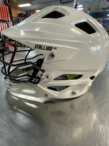 STX Stallion 100 Youth Helmet (Used)