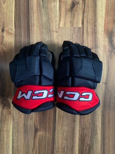 CCM HGJSCHL Gloves 14" Pro Stock (Used)