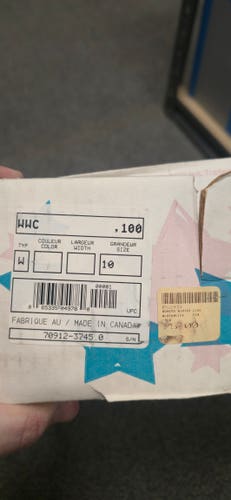 CCM Figure Skates C Adult 10 (New)