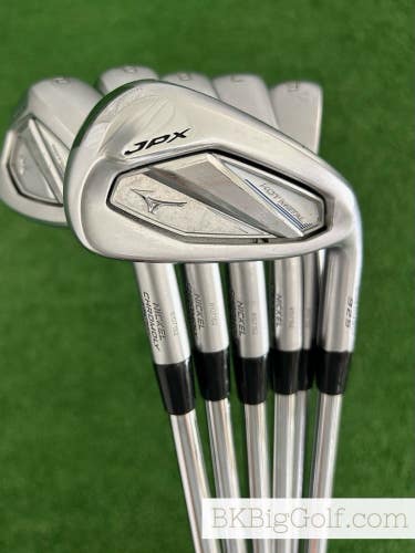 Mizuno JPX 925 Hot Metal Iron Set 5-P / KBS Tour Lite Regular +1.5