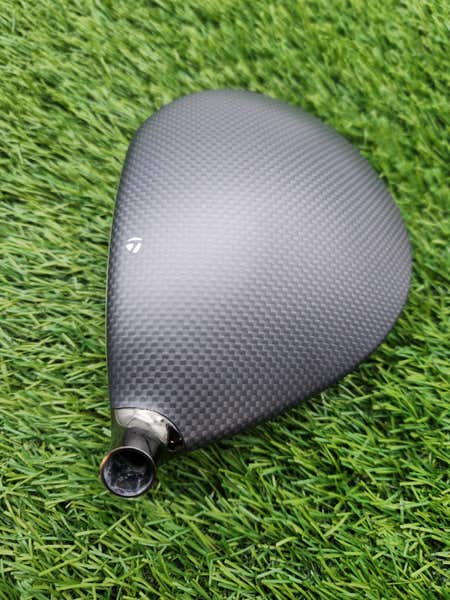 2025 TAYLORMADE QI35 LS DRIVER 9* CLUBHEAD ONLY VERYGOOD