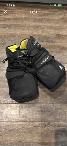 Intermediate Medium Warrior Ritual X3 Pro+ Hockey Goalie Pants (Used)