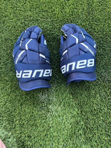 Bauer Supreme Mach Gloves 14" Pro Stock (Used)