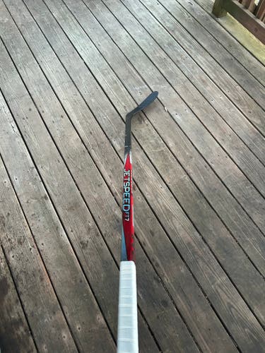 Senior CCM JetSpeed FT7 Right Handed Hockey Stick P28 80 Flex (Used)