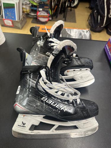 Bauer S25 Vapor Shift Pro (SMU) Hockey Skates 5.5 (Used) in great shape