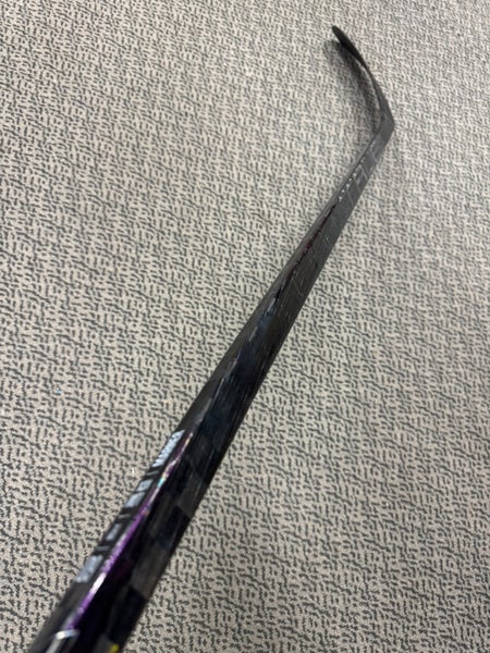 Intermediate True Project X Storm Right Handed Hockey Stick T92 60 Flex (New)