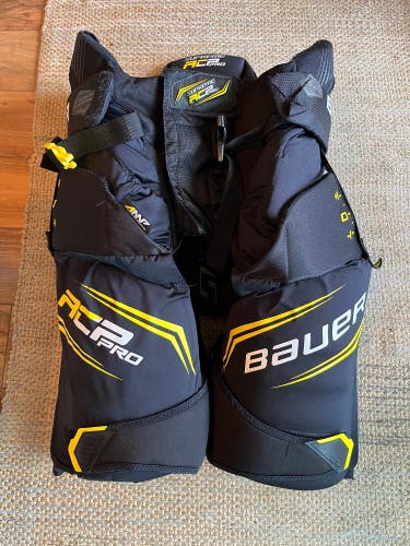 Senior Medium Bauer Supreme ACP Pro Hockey Pants (Used)