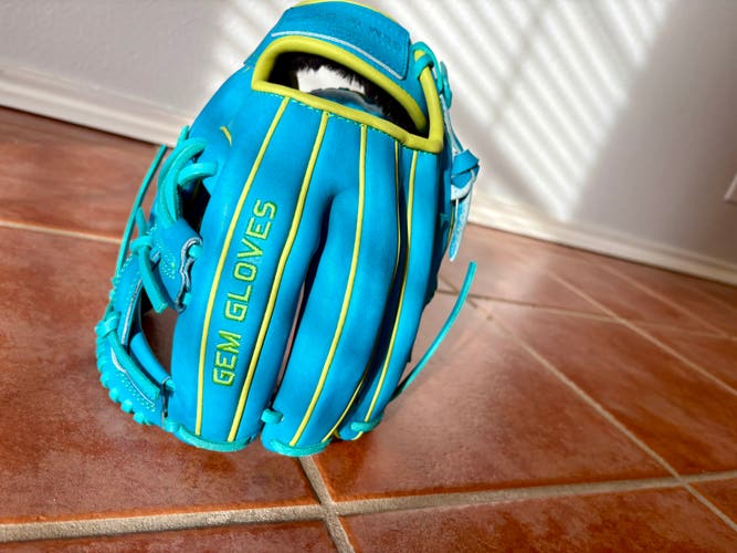 2024 RH Infield Baseball Glove 11.5" (New)