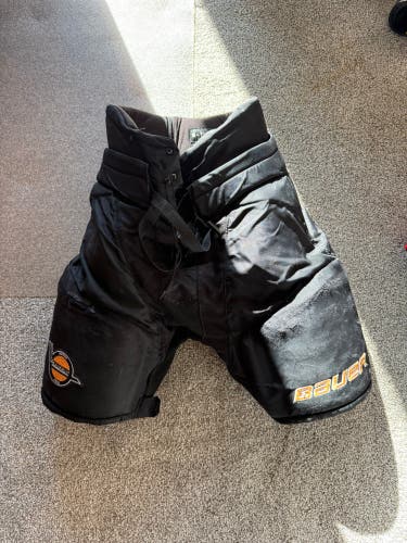 Senior Small-1 Bauer Custom Pro Hockey Pants Pro Stock (Used)