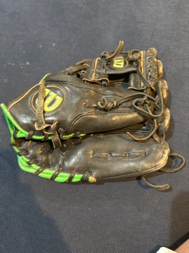 Wilson A1000 RH Infield Baseball Glove 11.25" (Used)