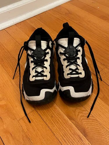 Black Men's Size M 9.0 (W 10.0) Adult Nike Air Diamond Turf Shoes (Used)