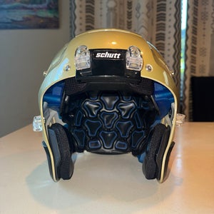 Adult Large Schutt F7 Helmet (New)