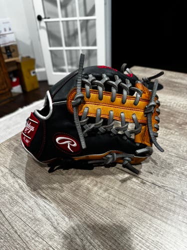 Rawlings R9 RH Infield Baseball Glove 11.5" (Used)