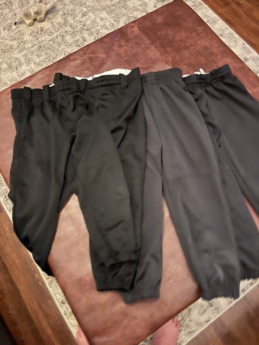 Black Unisex Medium Youth Champro and Rawlings Game Pants (Used) 4 pair