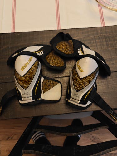 Junior Small Bauer Supreme 190 Elbow Pads (Used)