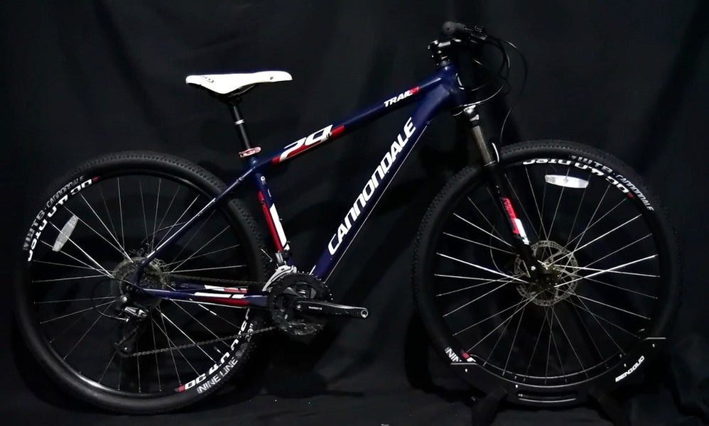 CANNONDALE TRAIL 5 MOUNTIAN BIKE SIZE M, 17.5", 27 SPEED, ALUM, 29 INCH WHEEL