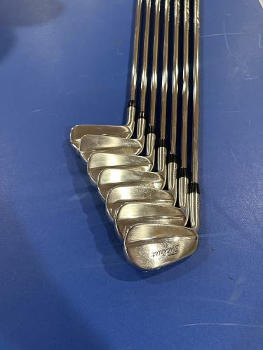 Men's 2019 Titleist 620 MB Left Hand Iron Set Extra Stiff Flex Steel Shaft (Used)