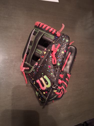 Wilson Infield A2000 PP05 Baseball Glove 11.5" (Used)