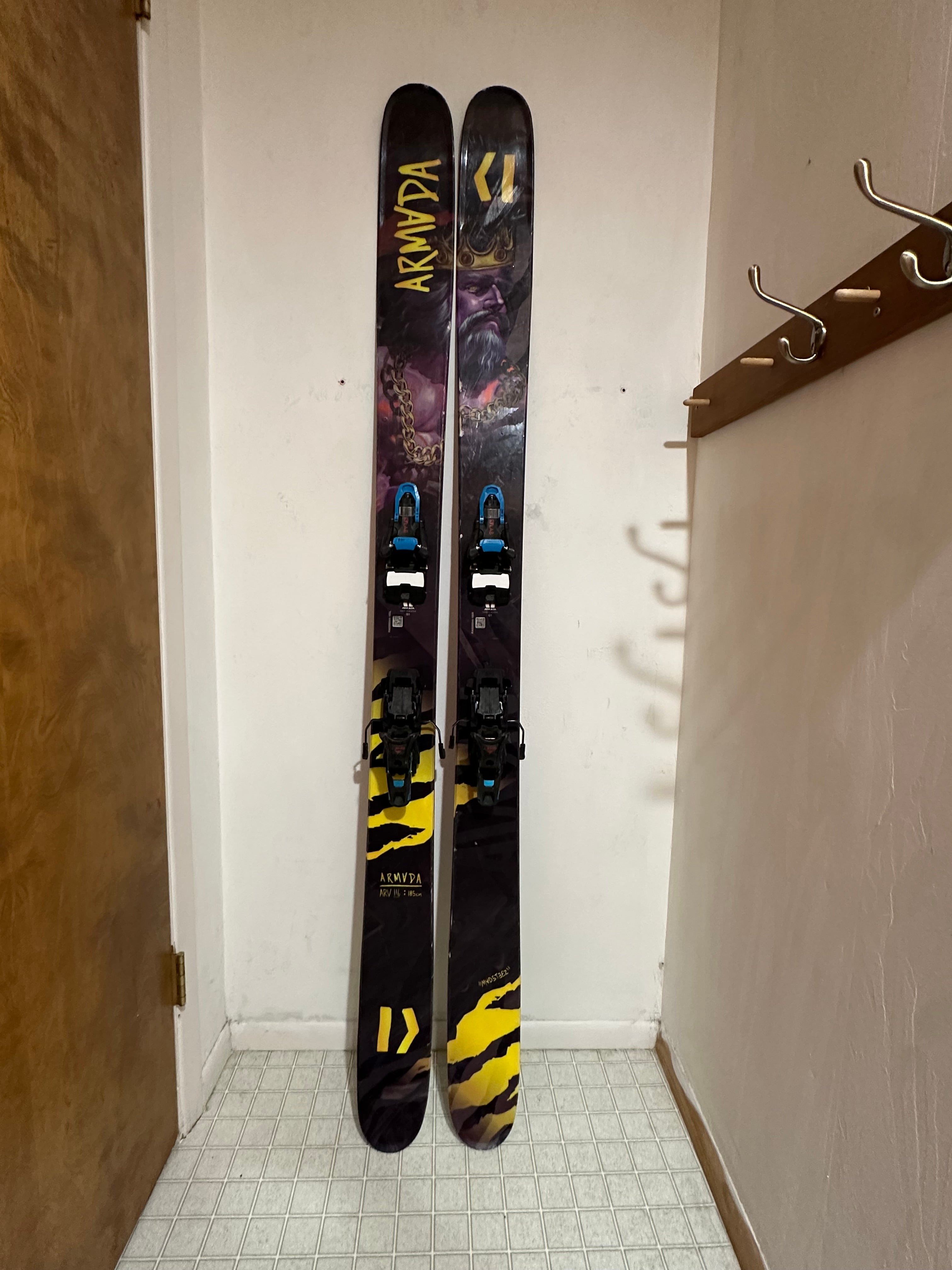 Unisex 2019 Armada 185 cm Powder ARV 116 JJ Skis With Bindings Max 