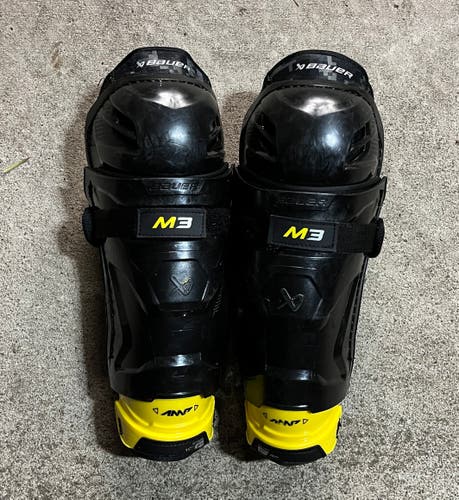 Junior Bauer Supreme M3 11" Shin Pads (Used)