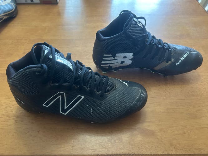 Black Men's Size M 8.5 (W 9.5) Adult New Balance Burn X Mid Mid Top Molded Cleats (Used)