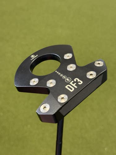 Lab DF3 Putter Black 34 W/Headcover Black Shaft Right Handed *READ* Used