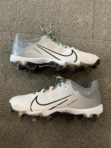 Used Nike SOFTBALL CLEATS BB/SB Cleats Grey Junior 05 11614-S000233997
