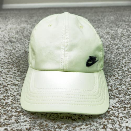 Nike Hat Cap Strap Back Mens One Size Green Heritage86 Swoosh Sports Lightweight