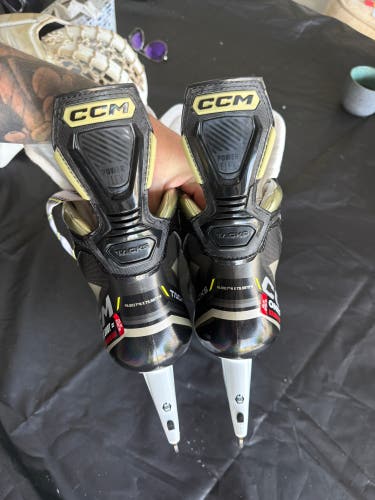 2022 CCM Tacks AS580 Hockey Skates 9.5 (Used)