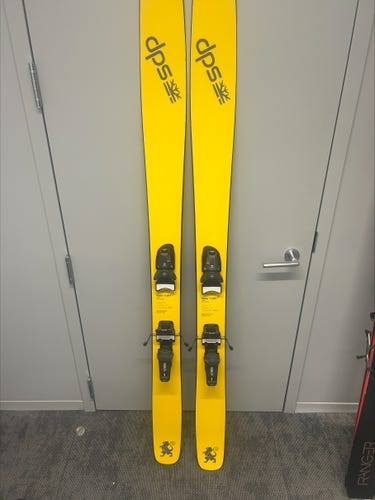 2017 DPS Wailer 112RP2 Powder Skis 178 cm With Bindings (Used)