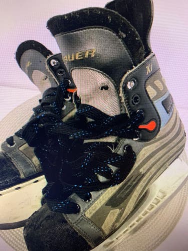 Bauer Vapor SFL XI Hockey Skates Regular Width 8.5 (Used)