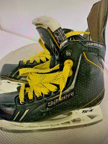 Bauer Supreme One.7 Hockey Skates Regular Width Size 3 (Used)