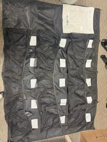 Used Athletico 15 Player Dugout Organizer