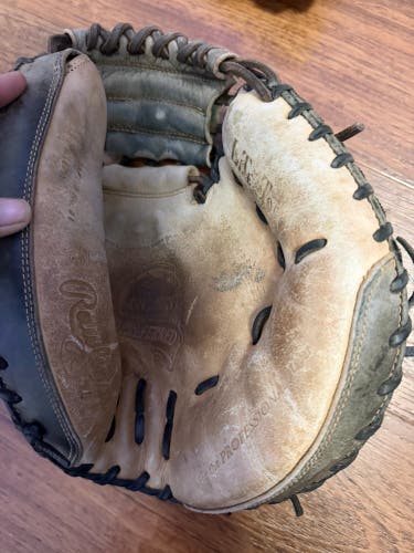 Rawlings Pro Preferred RH Catcher's Baseball Glove 33" (Used)