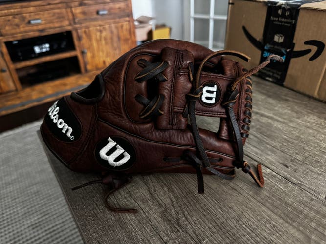 Wilson A950 RH Infield Baseball Glove 11.5" (Used)