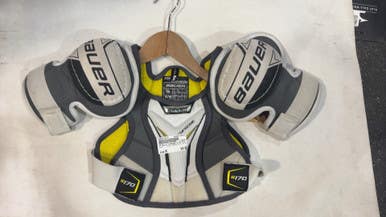 Used Bauer SUPREME S170 YTH MD Youth Shoulder Pads MD 11615-S000272816