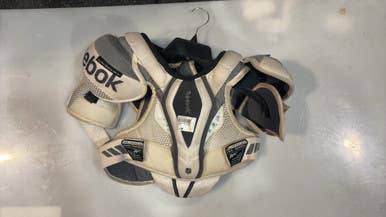 Used Reebok SP PLATINUM SERIES JR MD Junior Shoulder Pads MD 11615-S000273870