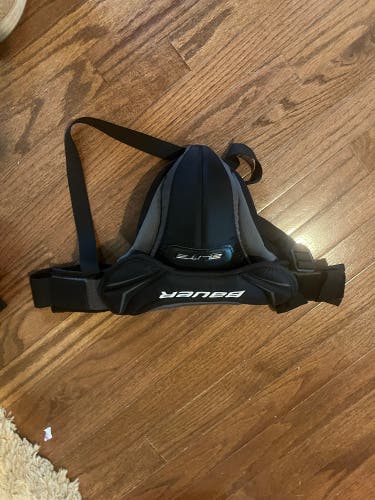 Bauer elite knee and cup