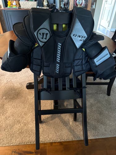 Small / Medium Warrior RX Goalie Chest Protector (Used)