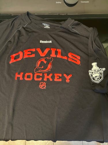 New Jersey Devils Playoffs 2009 Size XL NHL Reebok Speedwick Base Layer Pro Stock