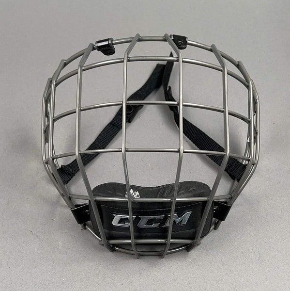 CCM FM 680 Small Hockey Cage