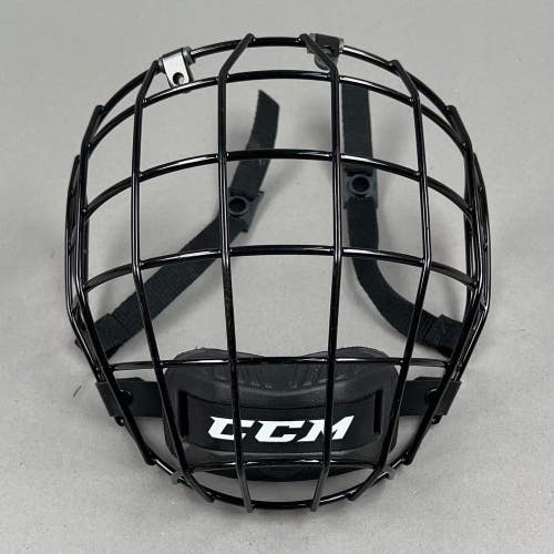 CCM FM 580 Medium Hockey Cage