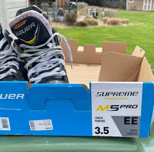 2022 Bauer Supreme M5 Pro Hockey Skates Size 3.5 (Used)