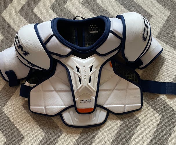 Men's Large Senior CCM Tacks Vector Premium limited edition Shoulder Pads (New)