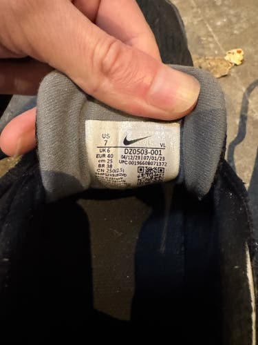 Used White New Balance Ohtani 1 Metal Cleats (Men’s 13)