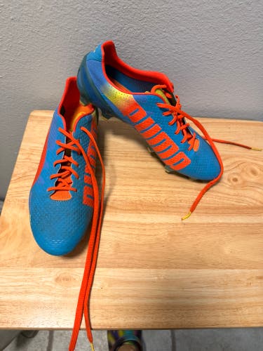 Blue Men's Size M 9.5 (W 10.5) Puma Molded Cleats Cleats (Used)