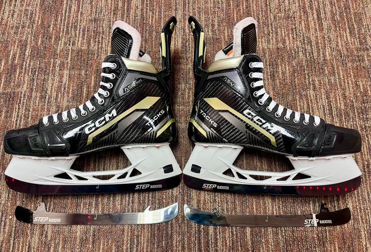 CCM AS-V Pro Hockey Skates 10.5 D used with extra stepsteel black